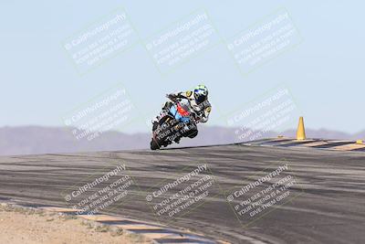 media/Dec-01-2025-Moto Forza (Mon) [[2daa91e15f]]/2-Intermediate Group/Session 2 (Turns 9 and 10)/